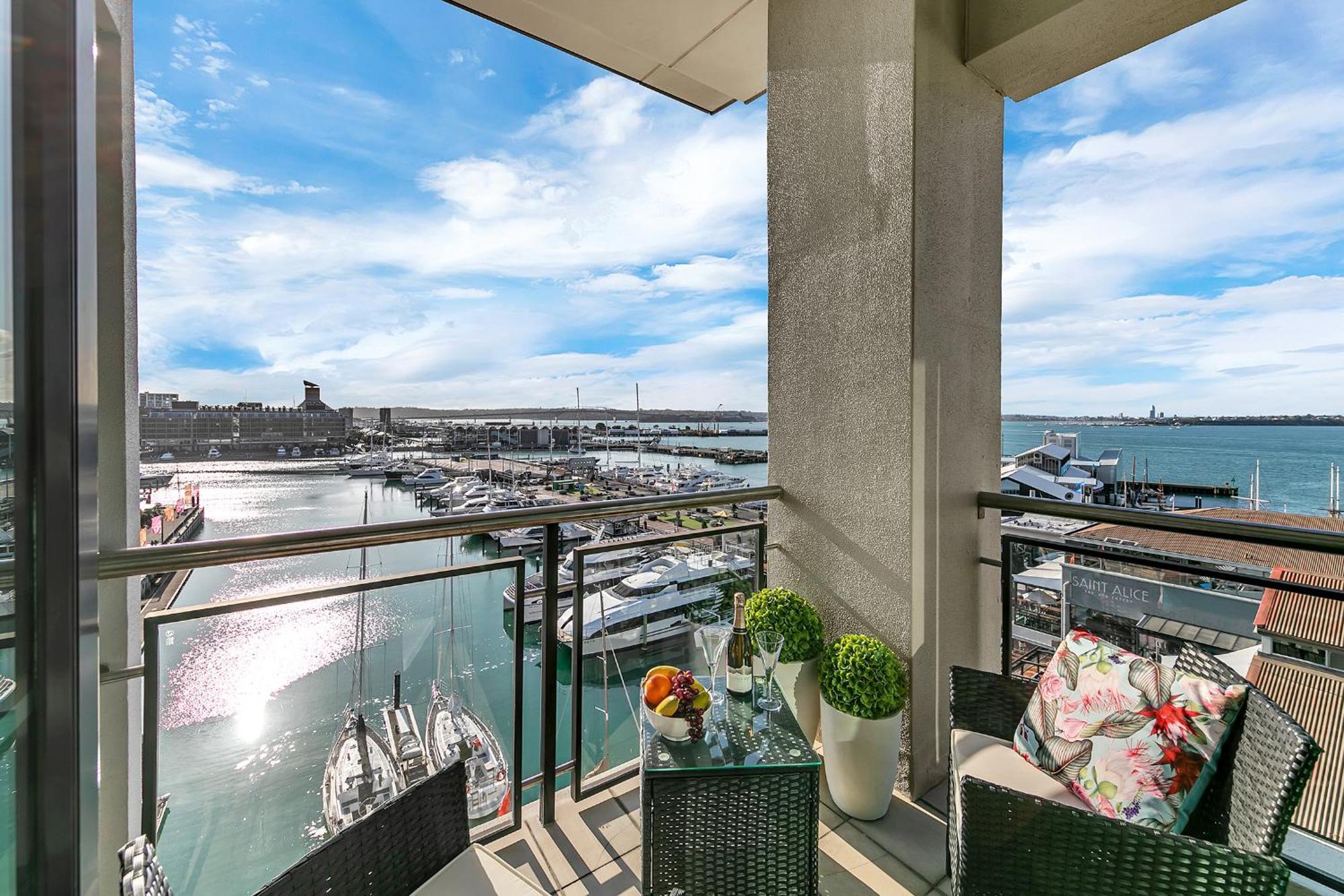 Апартаменты Penthouse Crown Окленд Экстерьер фото