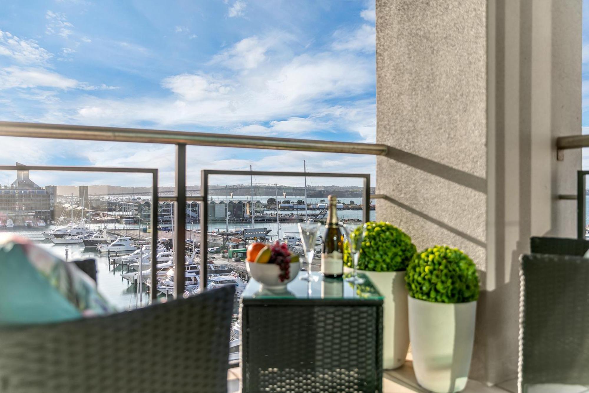 Апартаменты Penthouse Crown Окленд Экстерьер фото